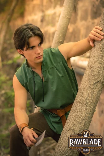 Outrider Sleeveless Shirt - Green