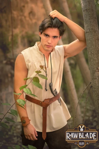 Outrider Sleeveless Shirt - Beige