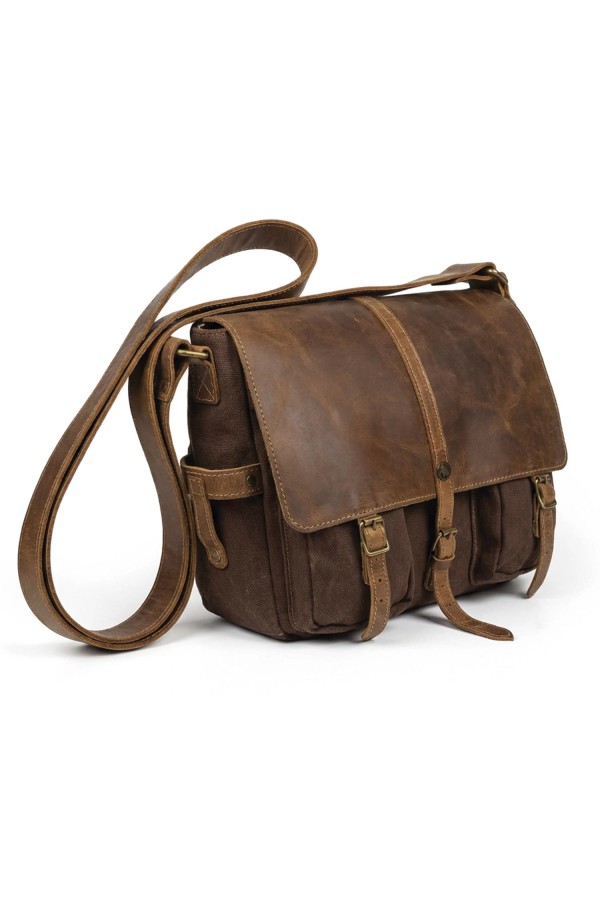 Adventurer Messenger Bag