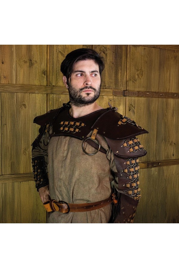Kämpfer-Gorget mit Pauldrons