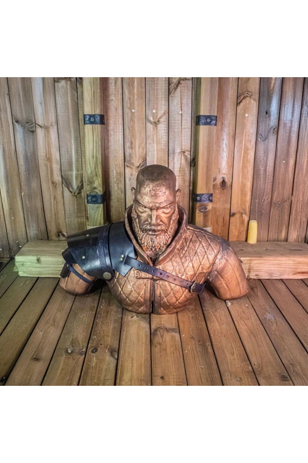Warrior  pauldron