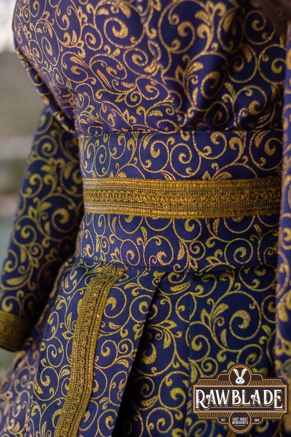 Aquitania Noble Dress