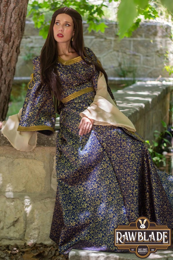 Aquitania Vestido Noble