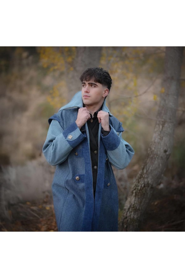 Viktor Coat