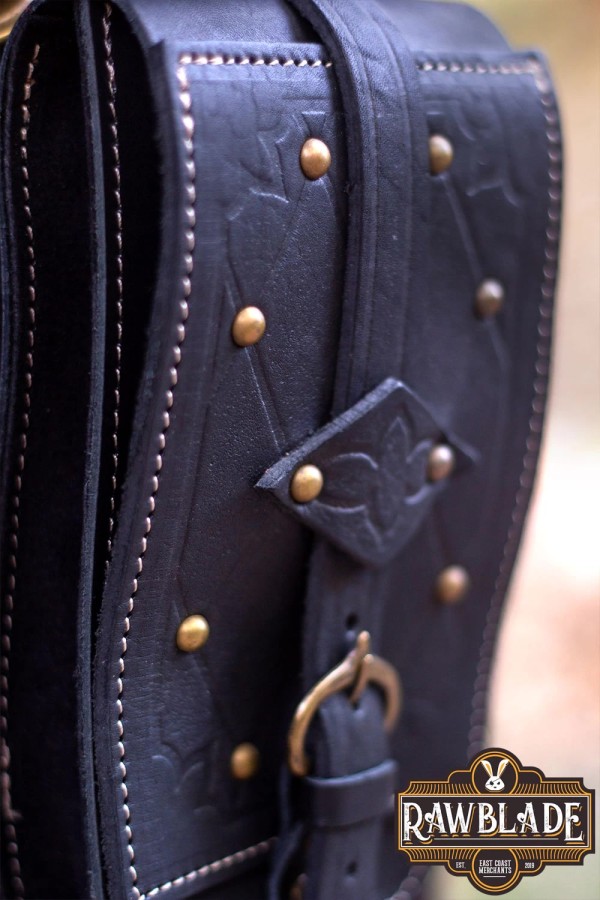 Carcassone Pouch