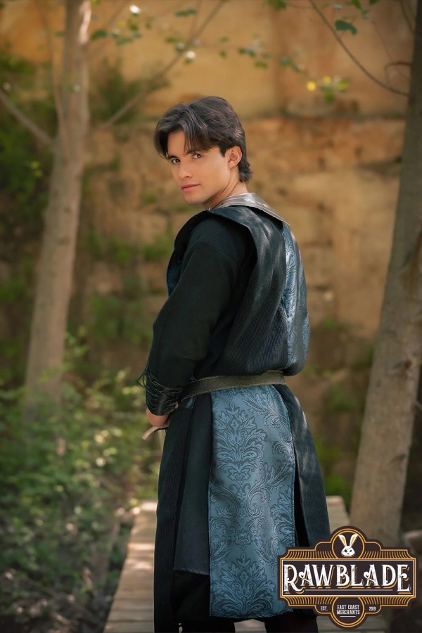 Lawrence Knight Tabard Deluxe Chessed