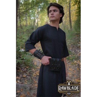 Roy Tunic