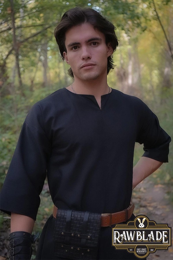 Roy Tunic