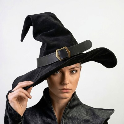 Wikka El Sombrero De Bruja Cuero Dividido