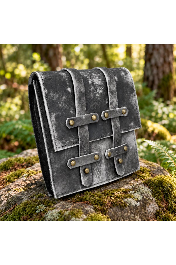Veteran Rusty Pouch