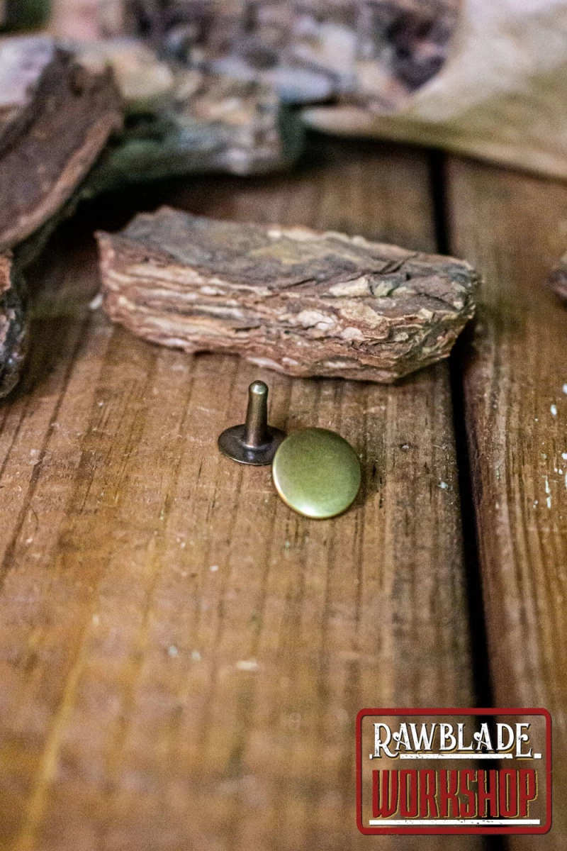 Old Gold Rivet, Large Old Gold Rivet, Large