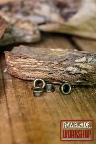 Eyelet old gold, Small