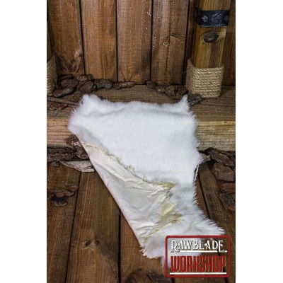 Rabbit fur, White