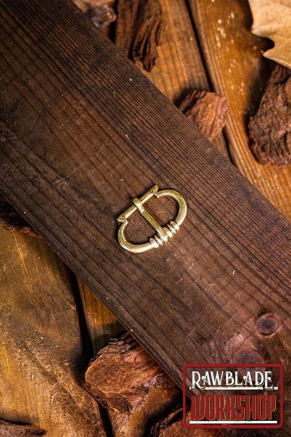 Leonor Buckle Gold