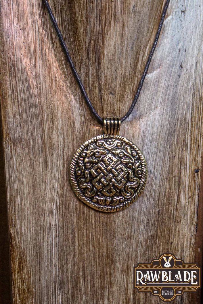 Sturn Amulet Sturn Amulet