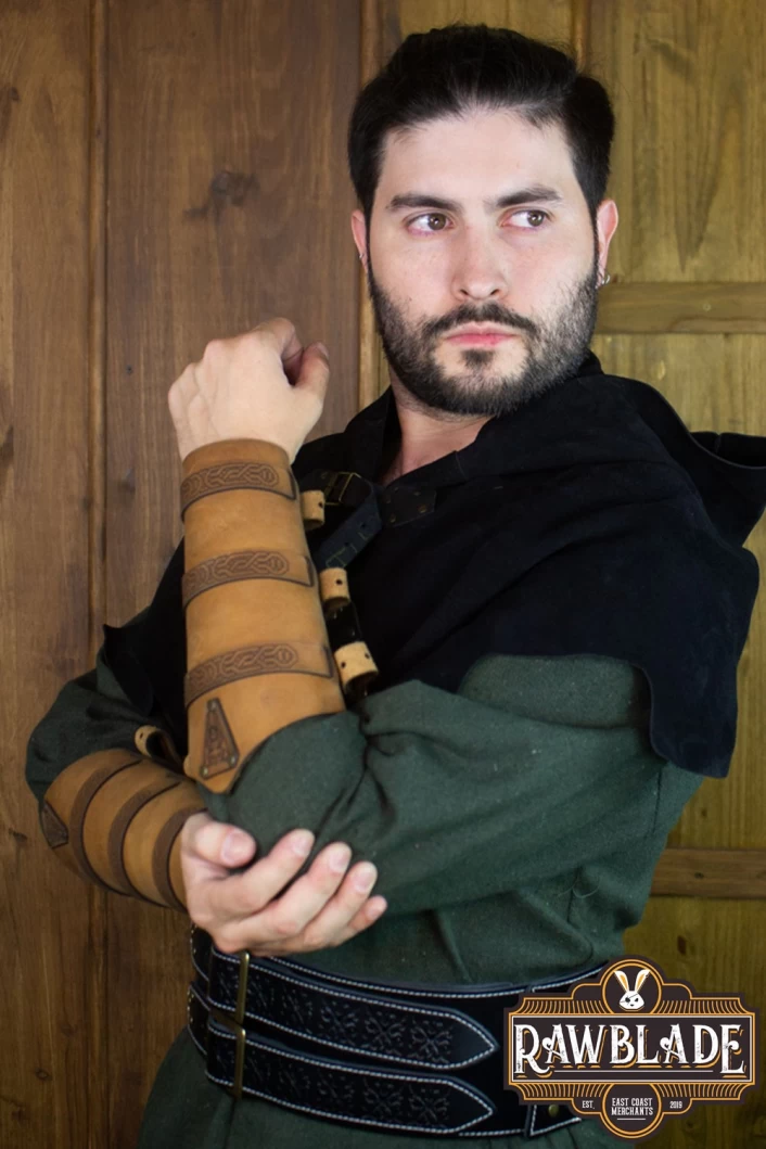 Bormund Bracers