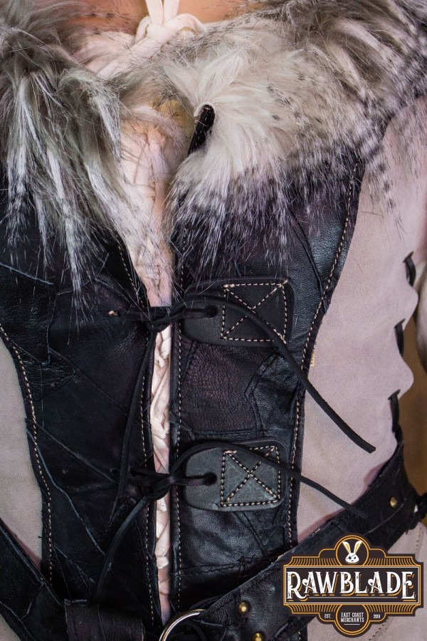 Hibou femme en cuir jerkin
