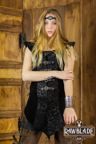 Ylenne Deluxe long Doublet - Black
