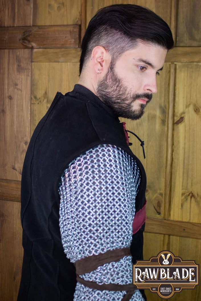 Crussader Knight Tabard - Black/Red