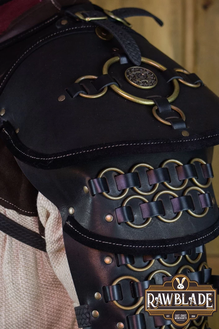 Fighter Gorget with Pauldrons - Black