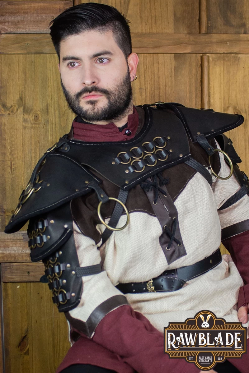 Fighter Gorget with Pauldrons - Black