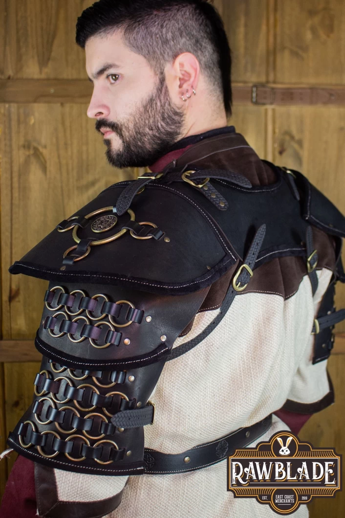 Fighter Gorget with Pauldrons - Black
