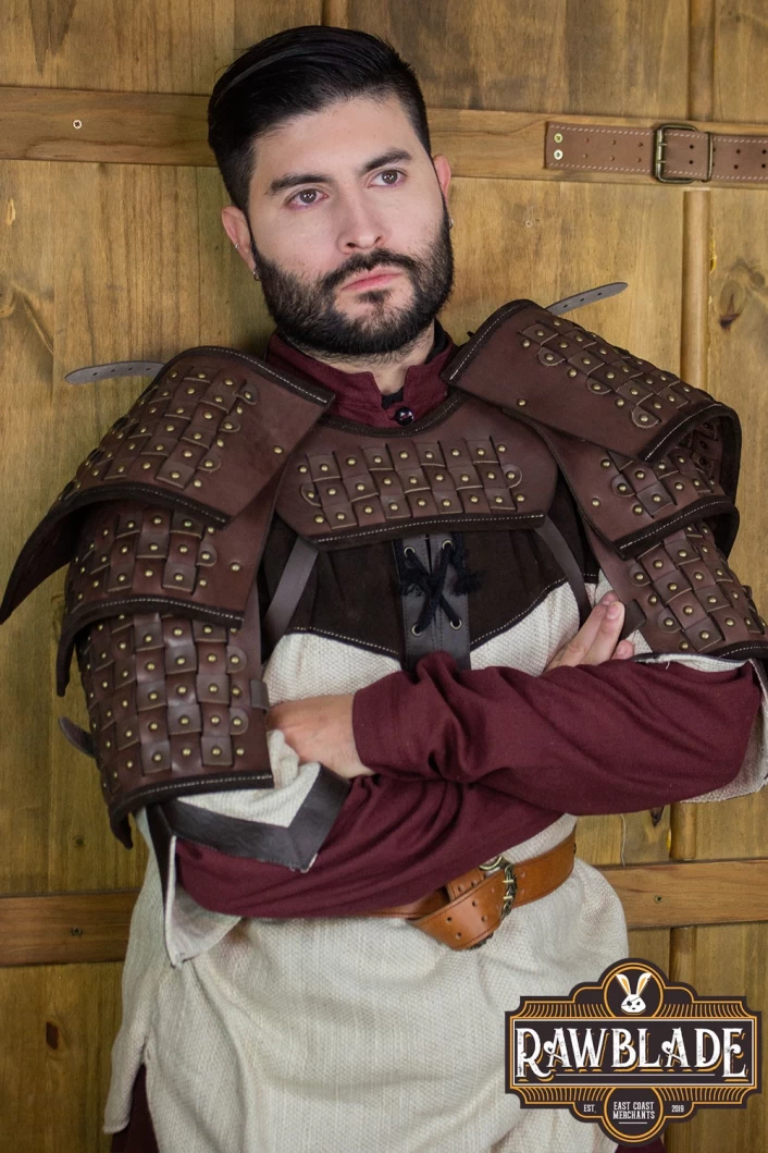 Evan Reinforced Pauldrons - Brown