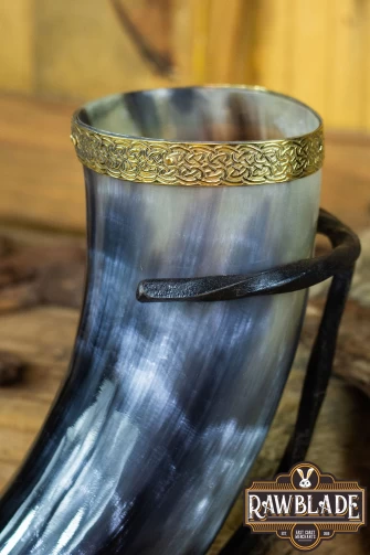 Jarl Ornamented Horn