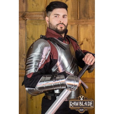 Alonso Bracers