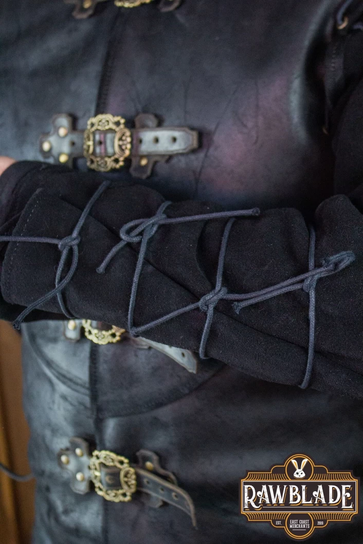 Agrippa Jerkin - Black