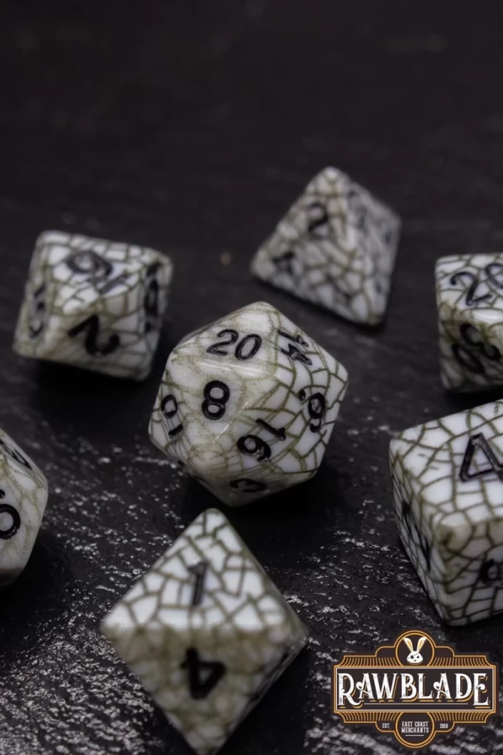 Cracked Style Dice Set - Black