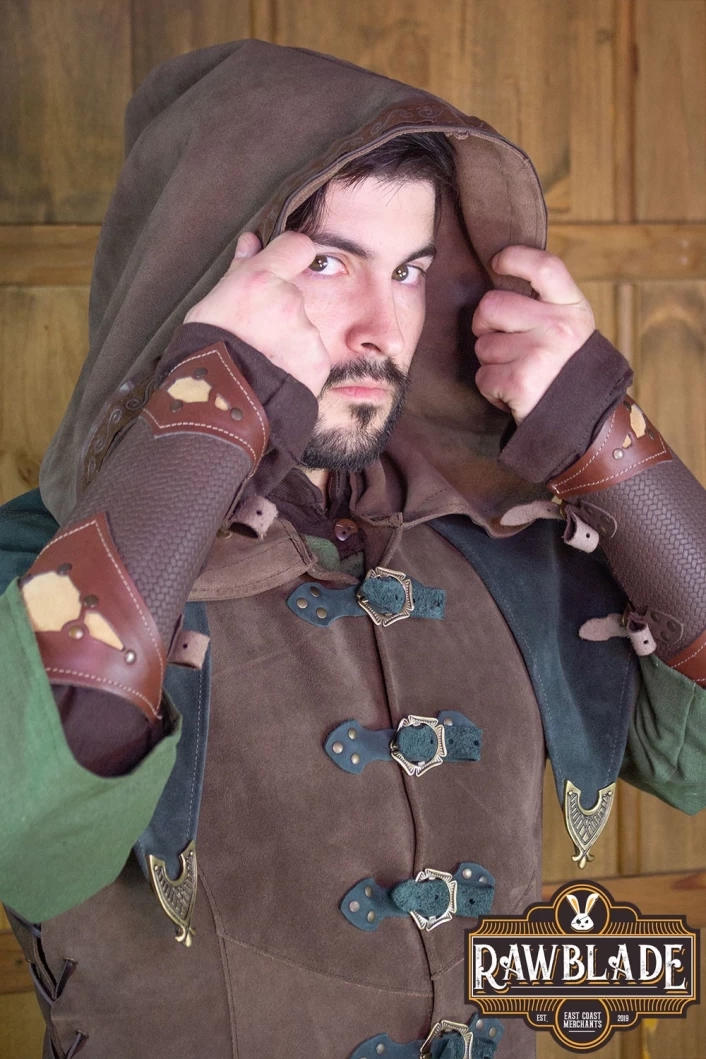 Karanthir Leather Jerkin - Brown/Green