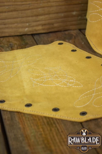 Vryla Premium bracers - Light brown