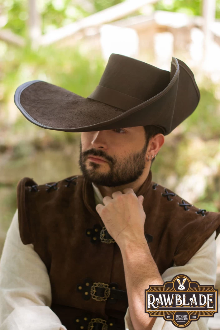 Toledano's half wing hat - Brown