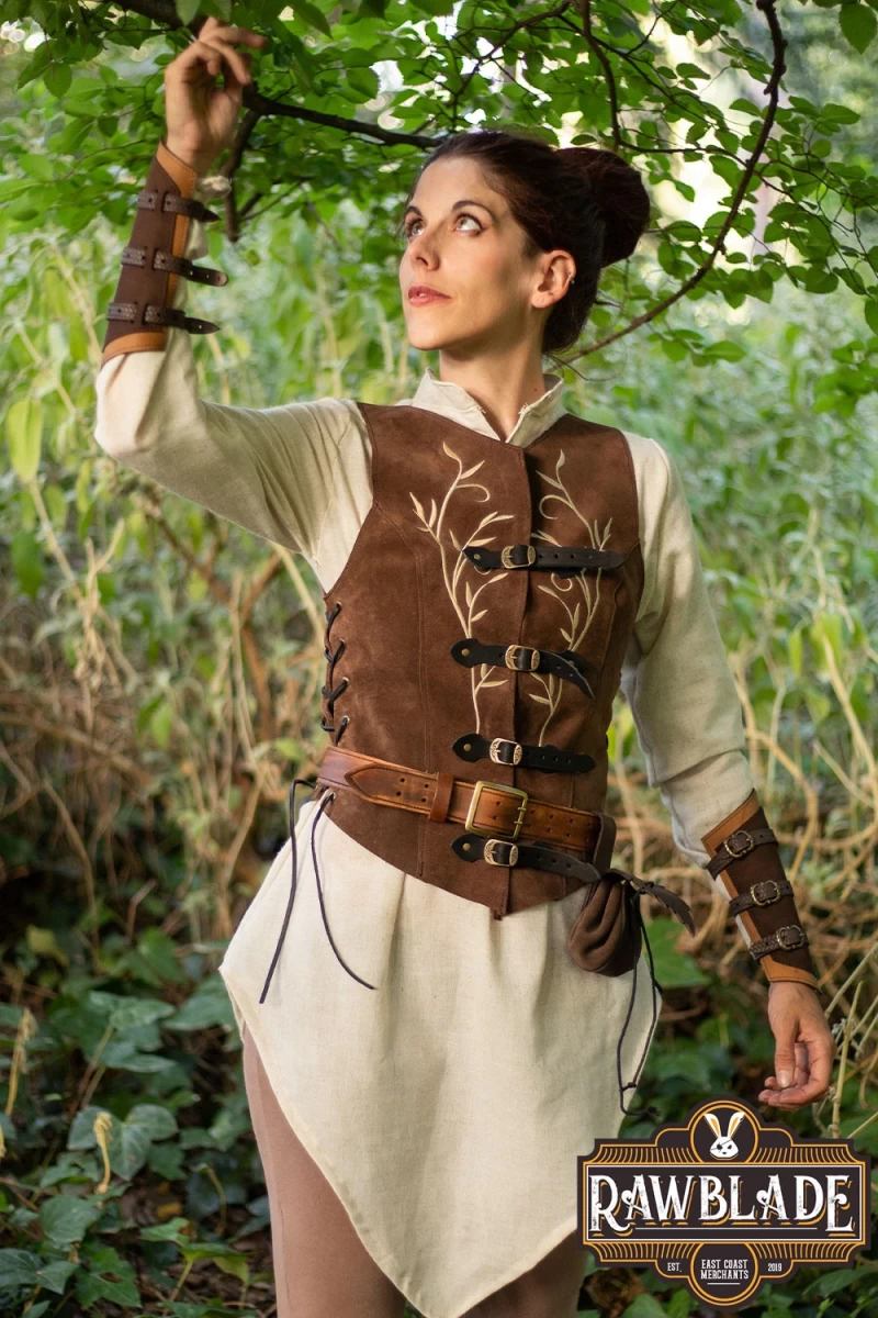 Lassel Short Jerkin - Brown